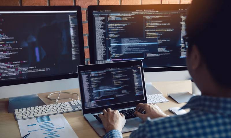 数据科学选型:R与Python如何赋能宁夏网站建设?